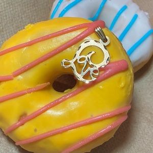 14k love pendant 🧡